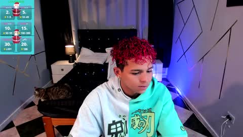 noah_smith04 online show from December 15, 11:34 am