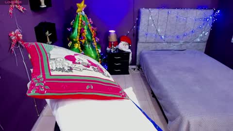 noah_smith04 online show from December 30, 12:09 pm