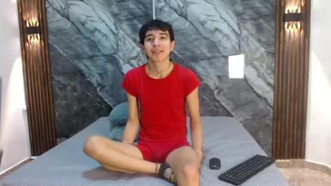    online show from April 18, 11:22 am