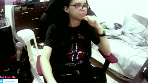 noco04 online show from February 23, 9:58 pm