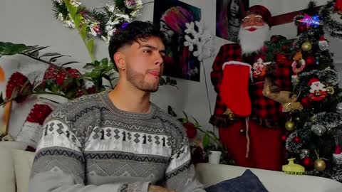 kevin online show from December 20, 10:43 pm