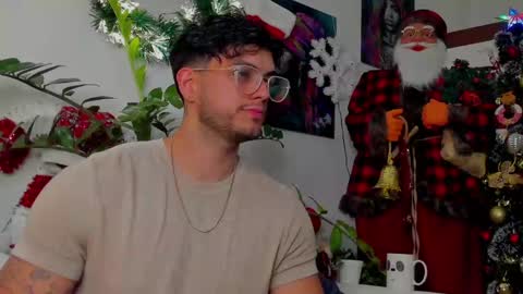 kevin online show from December 14, 11:34 pm