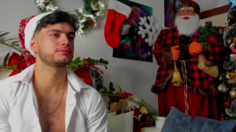 kevin online show from December 5, 12:08 am