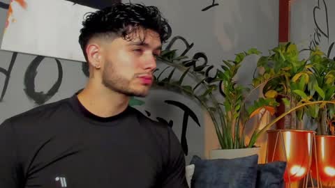 kevin online show from February 8, 1:00 am