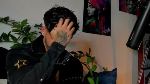 kevin online show from January 10, 12:17 am