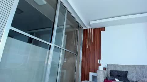 nohabennett7 online show from April 25, 9:23 am