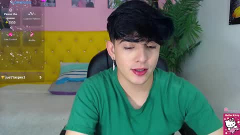 Snapshot of nolan_twink chatting on February 16, 5:26 pm Nolan  online show from February 16, 5:26 pm