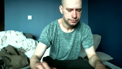 norbertopl87 online show from April 19, 7:08 am