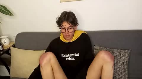 Snapshot of norehg__ chatting on September 13, 9:10 am Norehg online show from September 13, 9:10 am