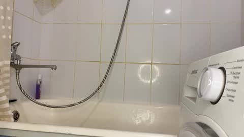 Snapshot of notatheeena chatting on October 7, 1:26 pm notatheeena online show from October 7, 1:26 pm