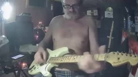 notflamingfart online show from April 21, 8:42 am