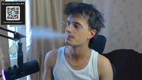 Nuar X online show from April 19, 1:43 pm