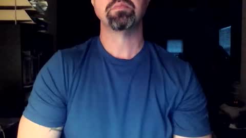 nvrenuff1979 online show from January 7, 12:32 pm