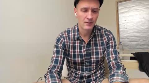 HudsonValleyNYfun online show from October 23, 8:23 pm