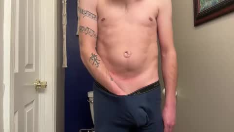 obedientblonde89 online show from January 1, 3:35 pm