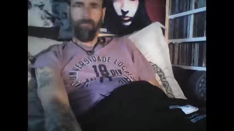 oedipe666cam online show from December 2, 2:20 pm