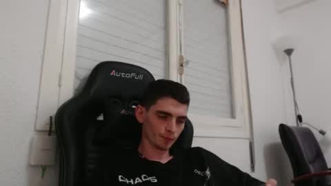 Snapshot of ofsolovicio chatting on October 28, 8:22 pm ofsolovicio online show from October 28, 8:22 pm