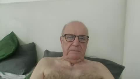 oggi95 online show from November 5, 3:36 pm