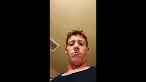 Snapshot of ohjaybones chatting on October 22, 1:53 am ohjaybones online show from October 22, 1:53 am