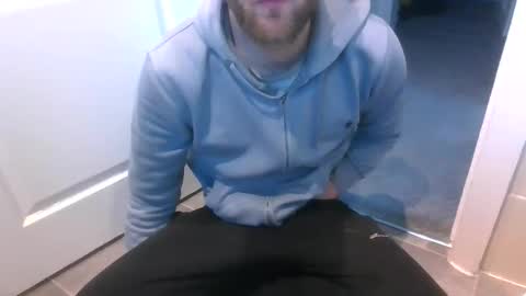 TheDee online show from November 25, 3:25 pm