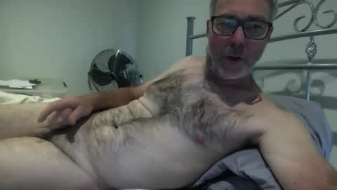 oiledcouple1 online show from October 13, 9:59 am