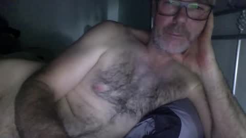 oiledcouple1 online show from September 9, 10:37 am