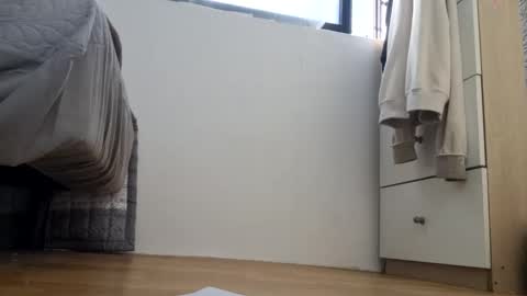 oitxmnnevrcz online show from January 7, 2:05 am