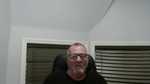 oldguybigd online show from September 30, 5:02 am