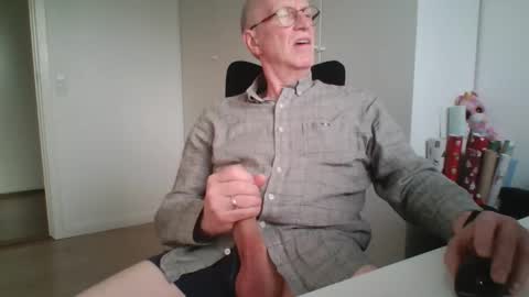 oldth online show from March 4, 7:15 am