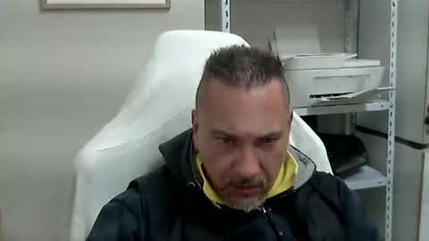 Snapshot of olimpio1230 chatting on January 7, 4:37 pm olimpio1230 online show from January 7, 4:37 pm