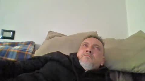 Snapshot of olimpio1230 chatting on February 21, 9:32 pm olimpio1230 online show from February 21, 9:32 pm