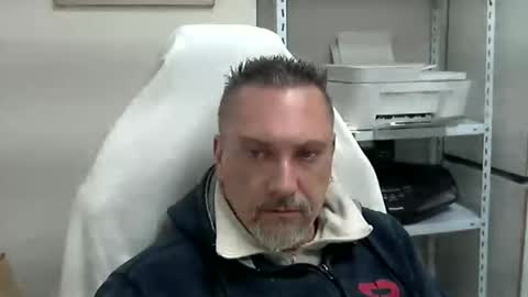 Snapshot of olimpio1230 chatting on February 27, 6:09 pm olimpio1230 online show from February 27, 6:09 pm