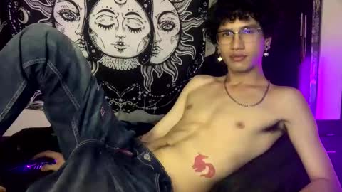 Snapshot of oliver_fast_ chatting on October 24, 9:33 am Oliver fast online show from October 24, 9:33 am