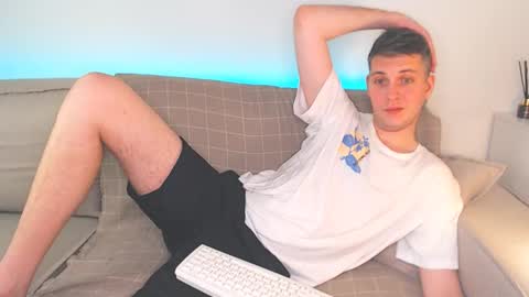 Oliver online show from January 17, 7:09 pm