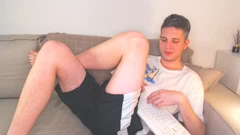 Oliver online show from December 13, 8:15 pm