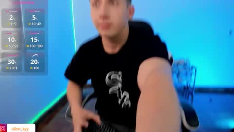 oliveeer online show from September 19, 6:52 pm