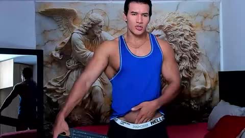 oliver_tommy online show from December 5, 12:34 pm