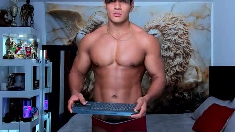 oliver_tommy online show from November 7, 3:48 pm