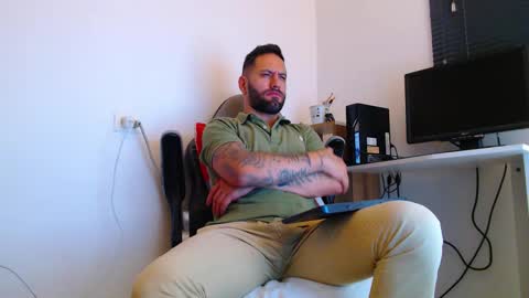 oliver online show from January 5, 5:27 pm