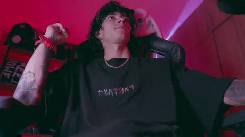     online show from November 15, 3:08 am