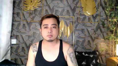 omar_asianfuck online show from December 18, 11:06 am