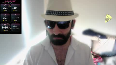 ona nisme online show from April 19, 4:17 pm