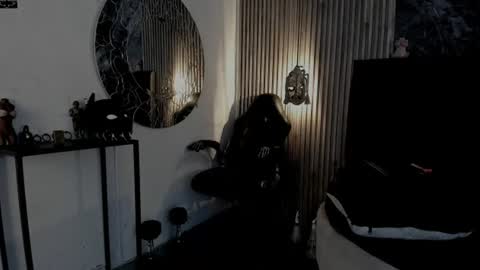     ... online show from July 10, 8:21 pm