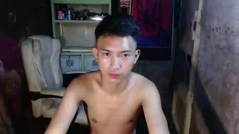 Snapshot of onebigloadxxx chatting on January 11, 2:58 pm Wyn Will serve you and be your slave online show from January 11, 2:58 pm