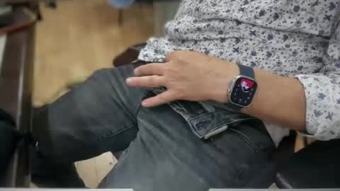 onlocationnyc online show from October 22, 12:24 am