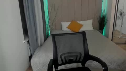 Snapshot of only_eric chatting on March 12, 6:44 pm Erick  online show from March 12, 6:44 pm