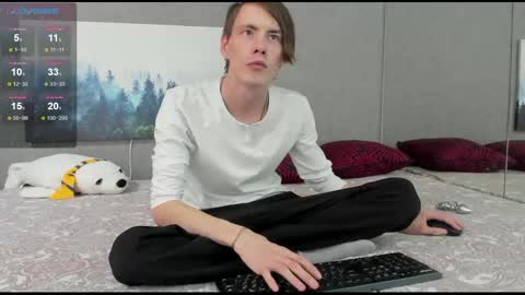 Snapshot of only_eric chatting on March 3, 4:51 pm Erick  online show from March 3, 4:51 pm