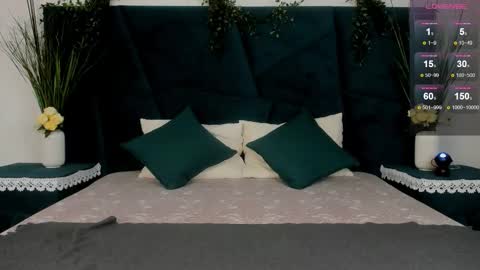 Erick  online show from December 19, 12:13 pm