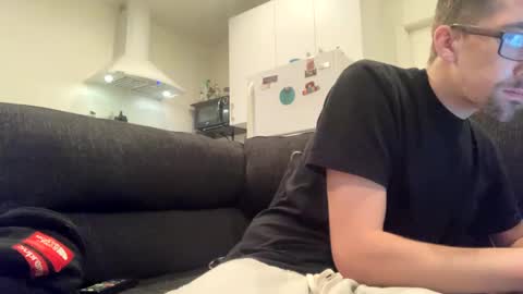 Snapshot of onthecumup69 chatting on February 25, 11:08 am onthecumup69 online show from February 25, 11:08 am