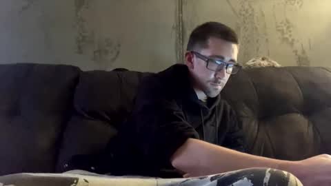 Snapshot of onthecumup69 chatting on February 21, 1:55 am onthecumup69 online show from February 21, 1:55 am